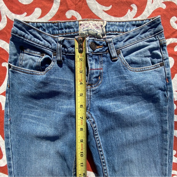 American Rag Low rise Jeans Super Flare size 2 26 short - Picture 2 of 16